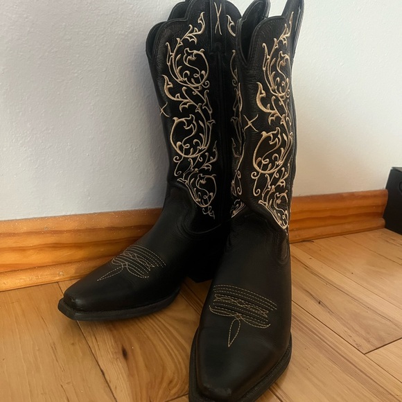 Twisted X Black and Cream Floral Women's Cowboy Boots - Picture 4 of 7